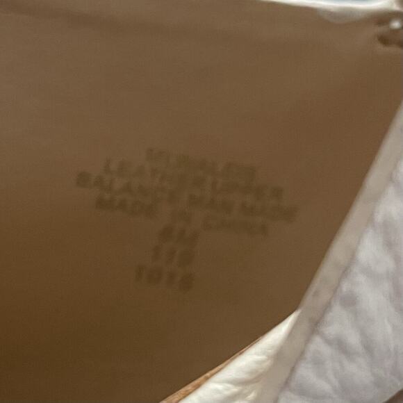 Marc Fisher Waleis Sandal Women Sz 8M Ivory Peep Toe Studded Block Heel Preppy - Picture 8 of 10